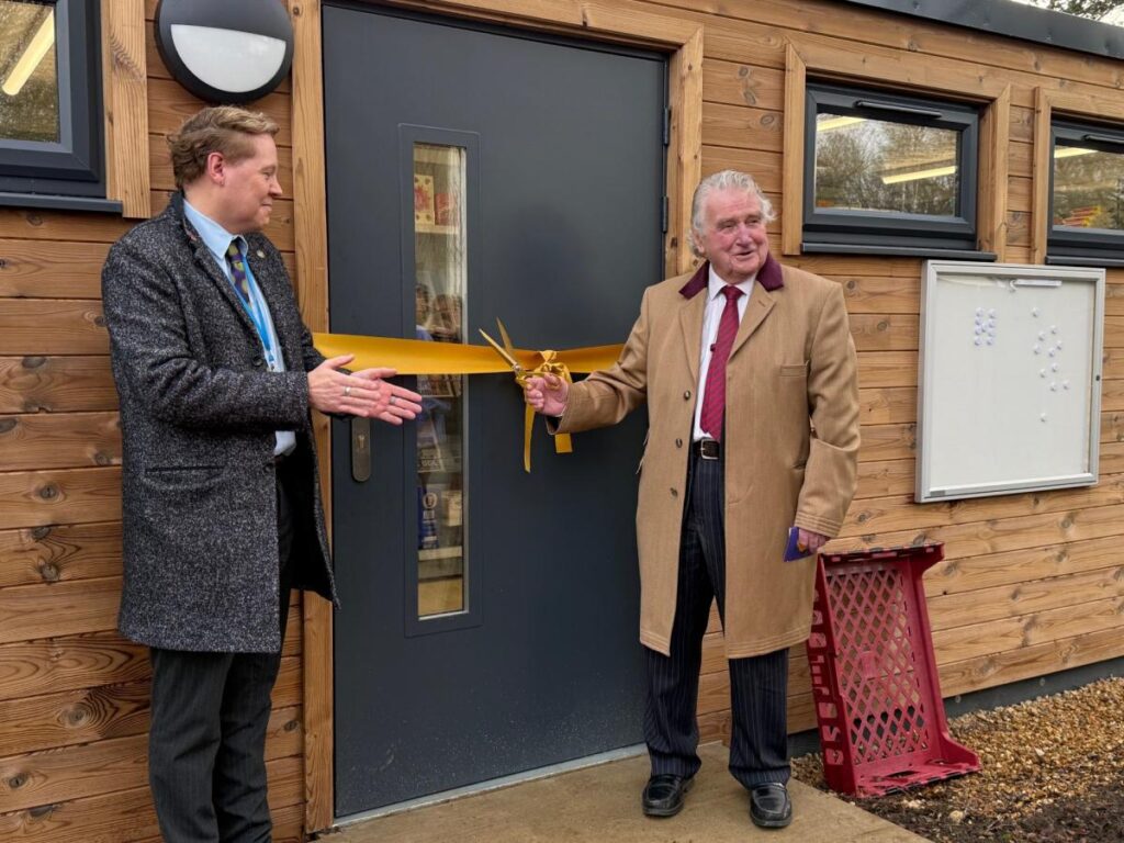 Cllr Bill Hunt opens Wilburton village shop